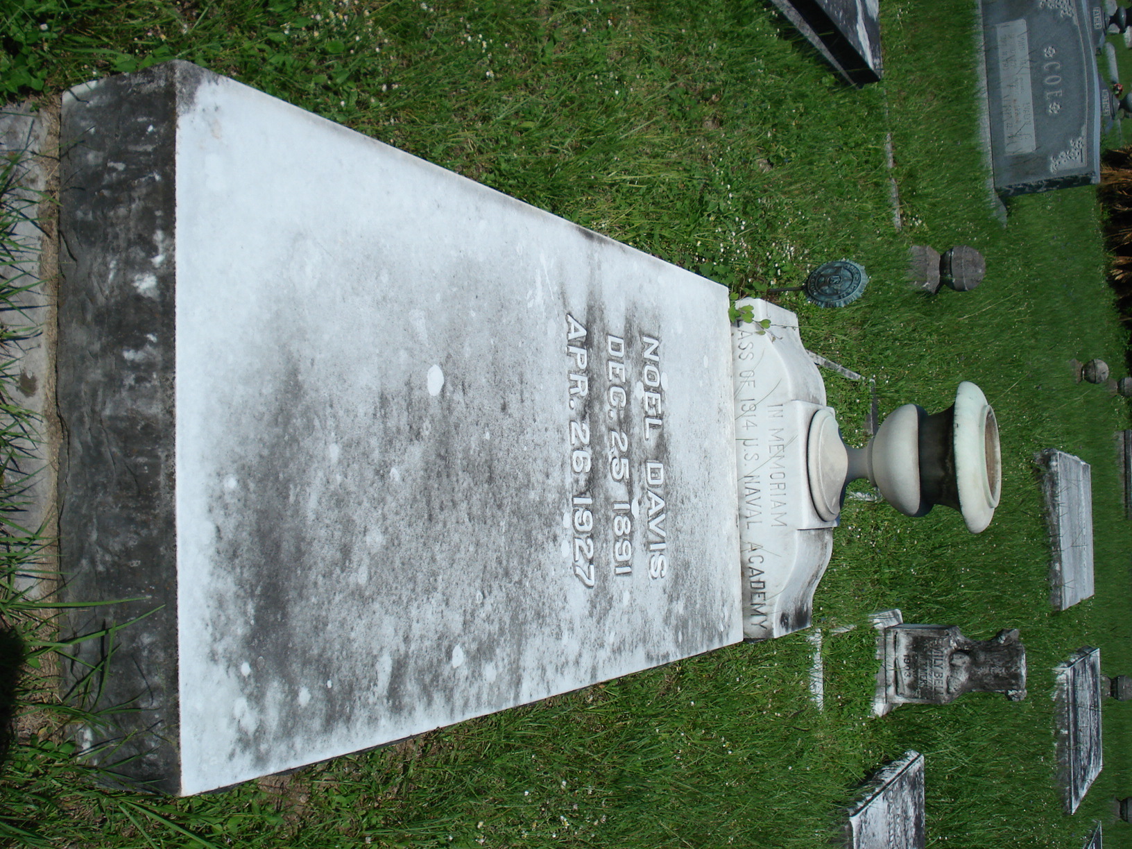 Noel Guy Davis
